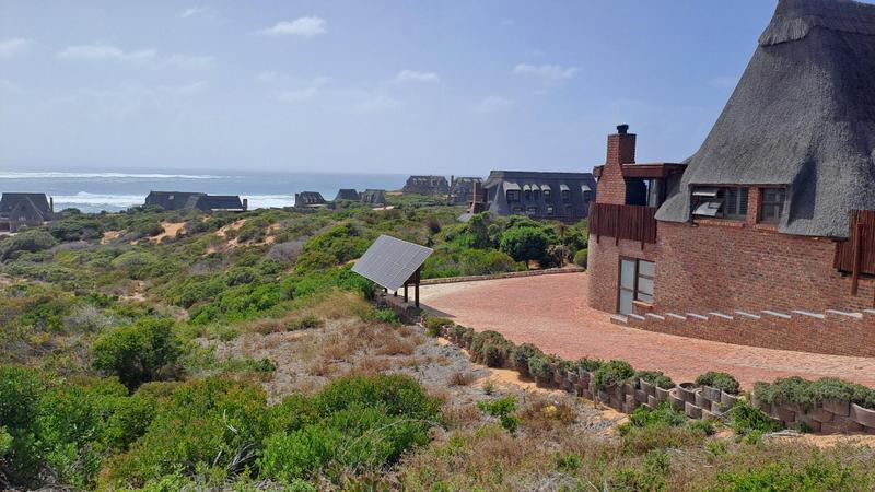5 Bedroom Property for Sale in Stilbaai Wes Western Cape